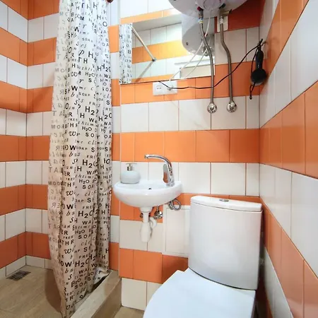 דירה смарт в центрі для пари! дешево з ремонтом!