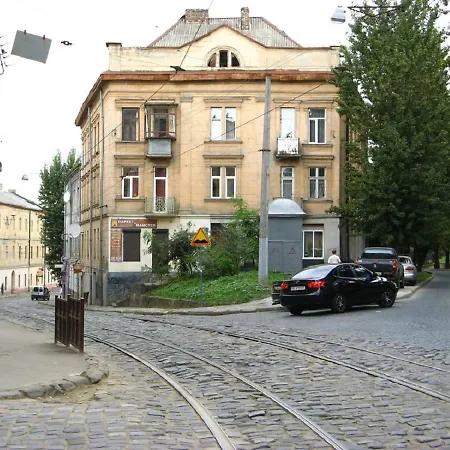 Apartment смарт в центрі для пари - 5 хв від оперного театру *